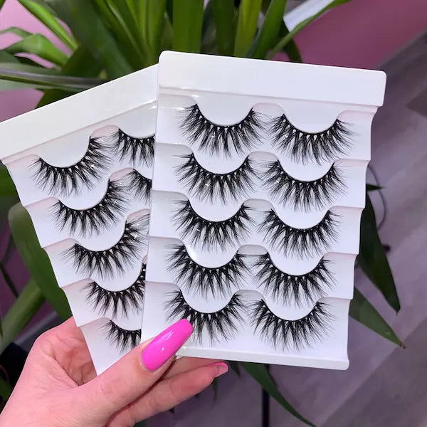 City Girl Lash Book | LASHVIII
